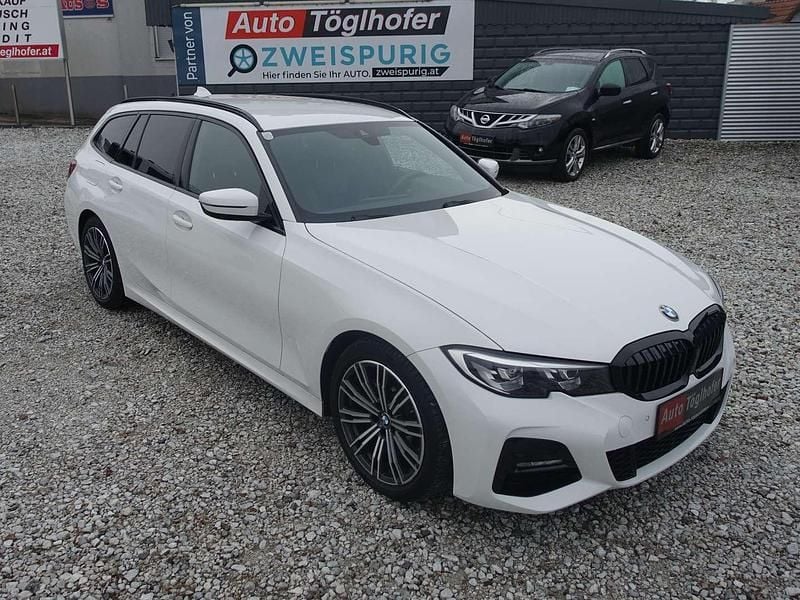 Weiß Gebraucht 2021 BMW 318 M Sport Kombi | € 29.790 (Guter Preis) - Bild 1/4