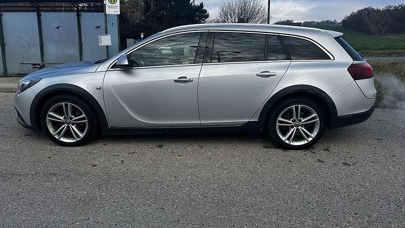 Gebraucht Opel Insignia Country Tourer 170 PS (125 kW) 2016 Grau Kombi