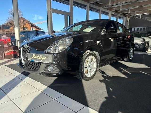 Gebraucht Alfa Romeo Giulietta Super 120 PS (88 kW) 2017 Schwarz Kleinwagen