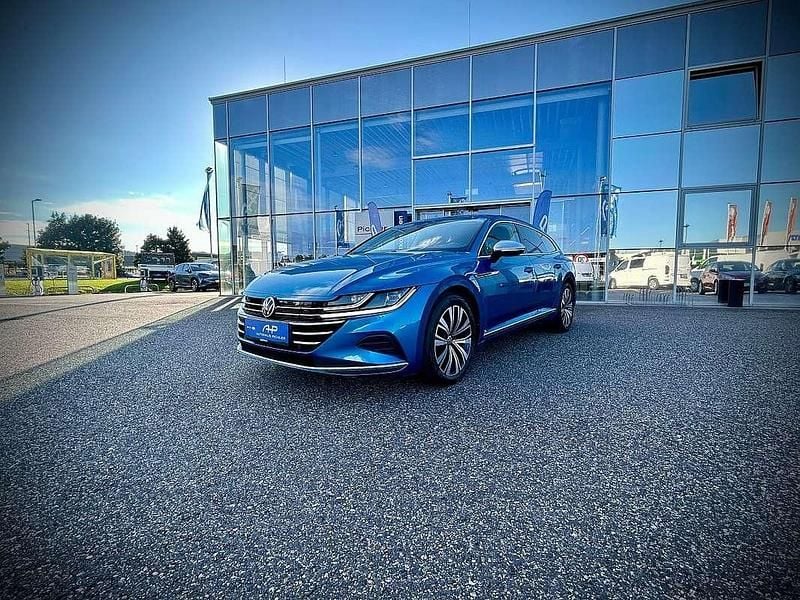 Gebraucht VW Arteon Elegance 156 PS (114 kW) 2021 Blau Kombi