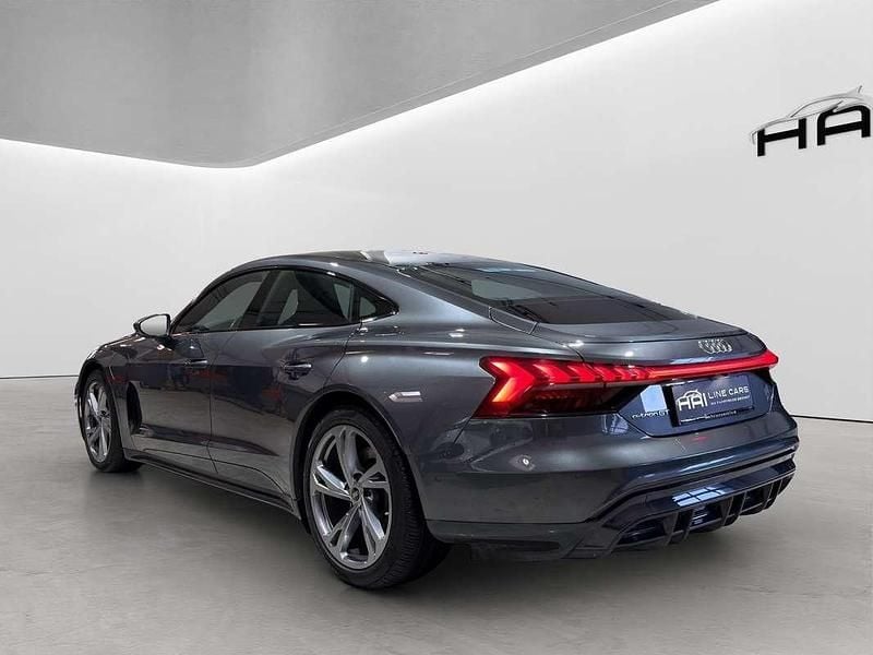 Gebraucht Audi e-tron GT quattro Comfort 350 kW (476 PS) 2021 Grau Limousine