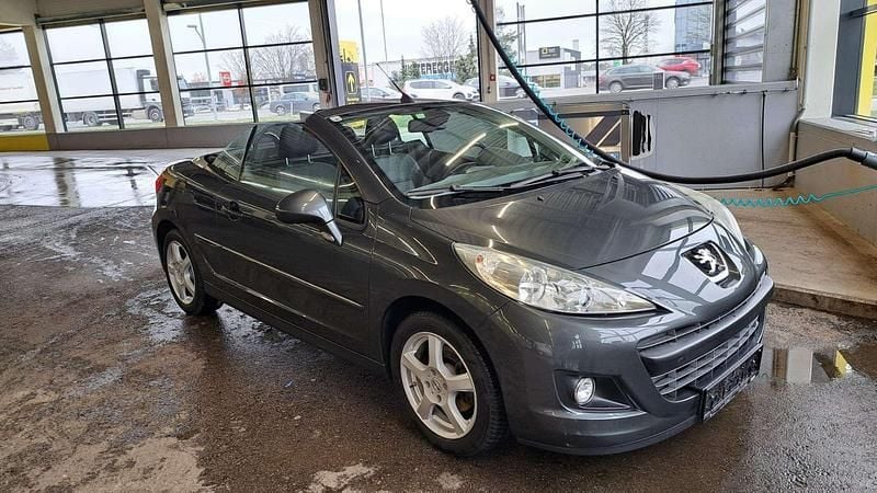 Gebraucht Peugeot 207 CC 120 PS (88 kW) 2010 Cabrio