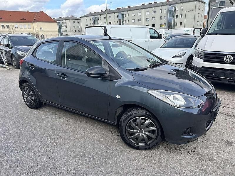 Gebraucht Mazda 2 75 PS (55 kW) 2008 Grau Kleinwagen