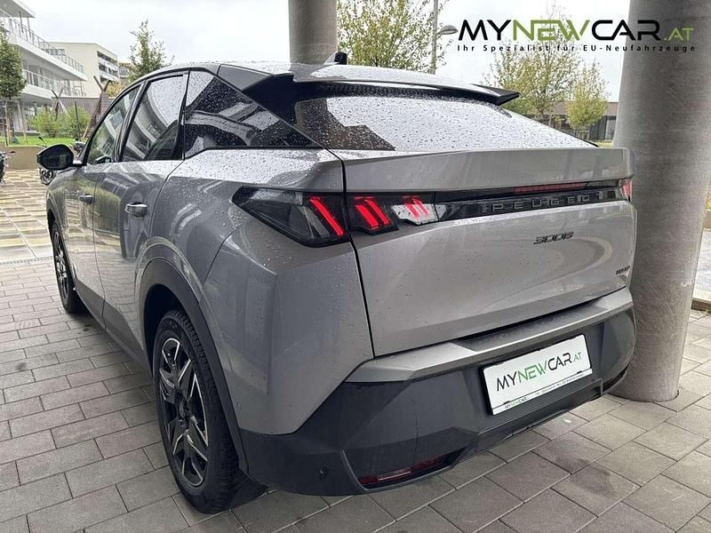 Gebraucht Peugeot 3008 Allure 145 PS (106 kW) 2025 Grau SUV