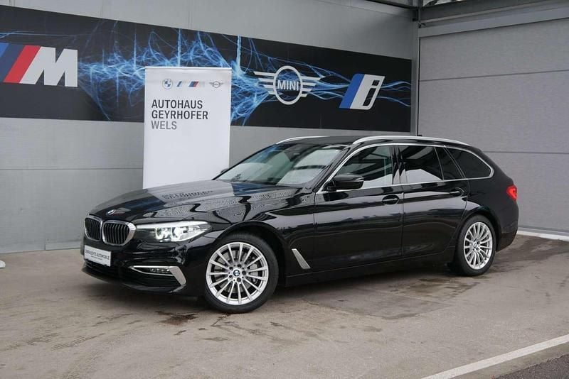 Schwarz Gebraucht 2018 BMW 530 Luxury Line Kombi | € 32.980 (Fairer Preis) - Bild 1/4