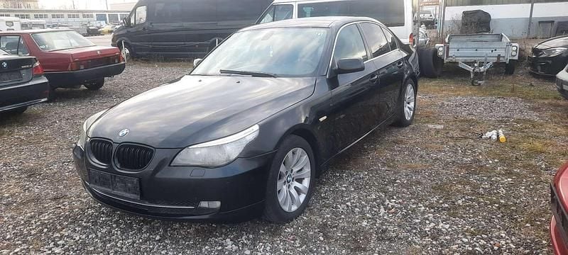 Gebraucht BMW 525 Exclusive 197 PS (144 kW) 2008 Kombi
