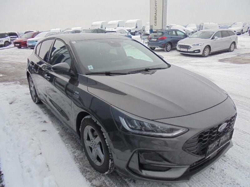 Gebraucht Ford Focus ST-Line 125 PS (91 kW) 2022 Grau Limousine