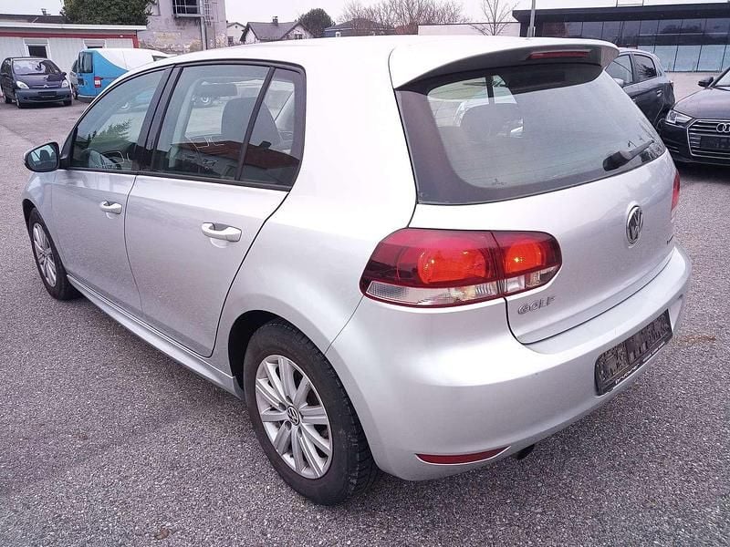 Gebraucht VW Golf VI Trendline 105 PS (77 kW) 2010 Grau Kleinwagen