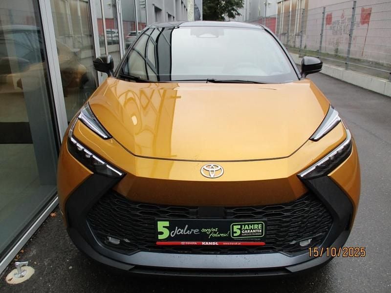 Gebraucht Toyota C-HR Active 152 PS (111 kW) 2025 Gelb SUV