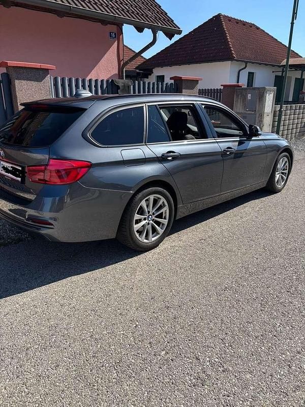 Gebraucht BMW 318 150 PS (110 kW) 2019 Kombi