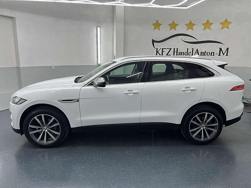 Gebraucht Jaguar F-Pace Prestige 179 PS (131 kW) 2018 Weiß SUV