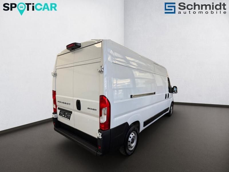 Gebraucht Peugeot Boxer S 140 PS (102 kW) 2024 Weiß Van