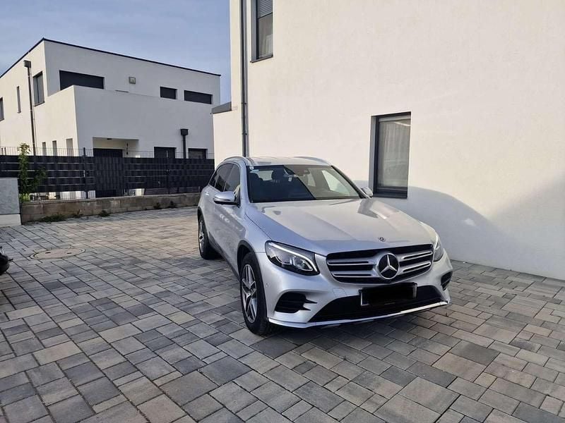 Gebraucht Mercedes GLC250 204 PS (150 kW) 2018 Silber SUV