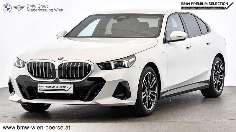 Weiß Gebraucht 2024 BMW 520 Efficient Dynamics Limousine | € 56.991 (Superpreis) - Bild 1/4