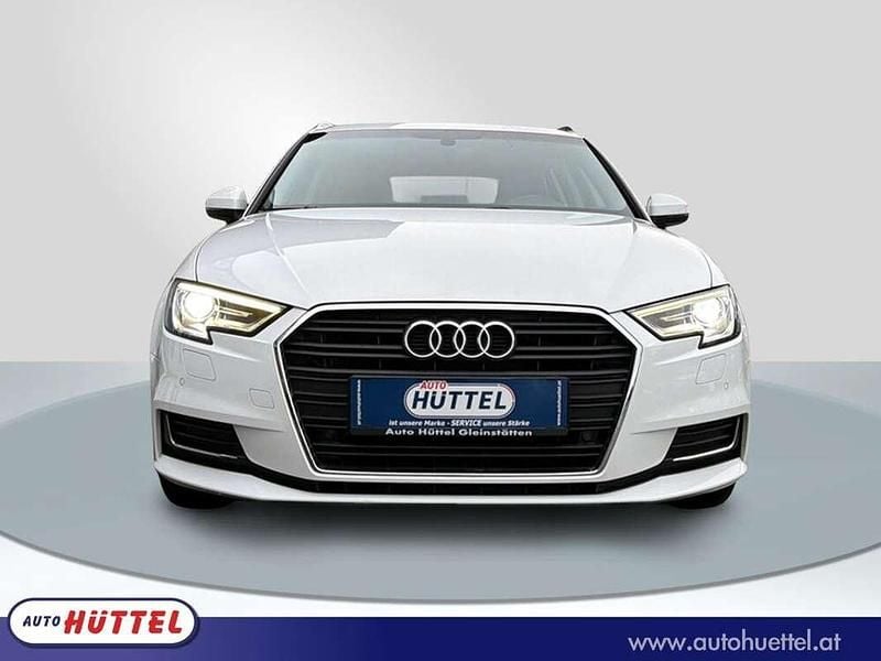 Gebraucht Audi A3 Design 110 PS (80 kW) 2016 Weiß Limousine