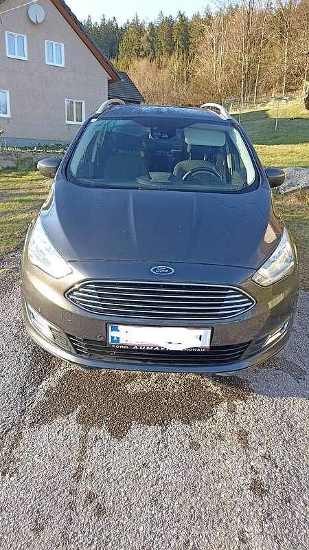 Grau Gebraucht 2017 Ford Grand C-Max Van / Kleinbus | € 11.000 (Fairer Preis) - Bild 1/4