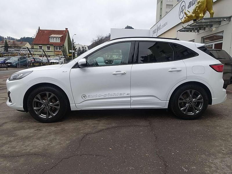 Gebraucht Ford Kuga ST-Line 120 PS (88 kW) 2021 Weiß SUV