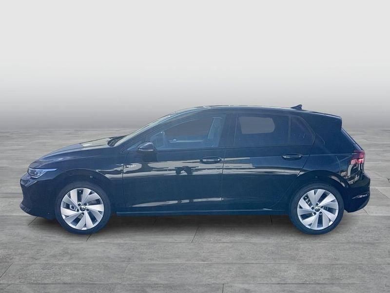 Neu VW Golf VIII 115 PS (84 kW) 2026 Schwarz  metallic