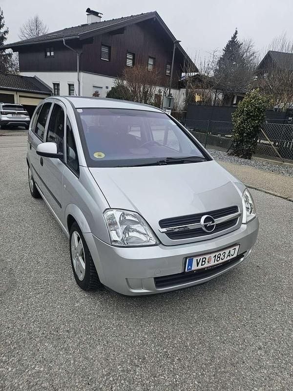 Gebraucht Opel Meriva 75 PS (55 kW) 2004 Silber Van / Kleinbus