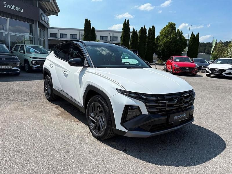 Neu Hyundai Tucson 253 PS (186 kW) 2025 Serenity white  weiß SUV