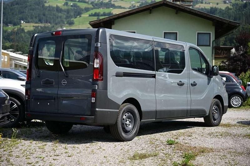 Gebraucht Nissan Primastar N-Connecta 150 PS (110 kW) 2024 Grau Van / Kleinbus