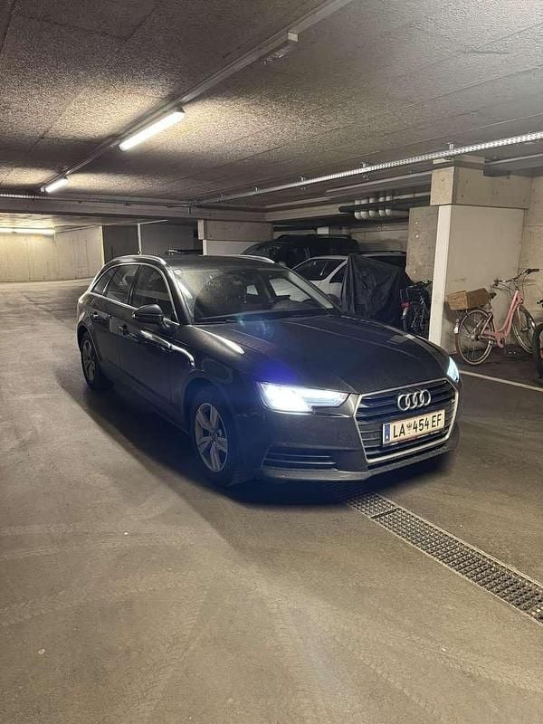Schwarz Gebraucht 2016 Audi A4 Design Kombi | € 13.300 (Guter Preis) - Bild 1/4
