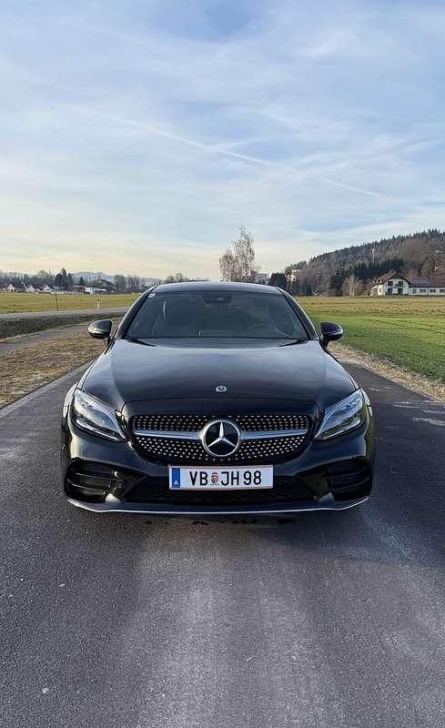 Gebraucht Mercedes C200 AMG line 160 PS (117 kW) 2019 Schwarz Coupé