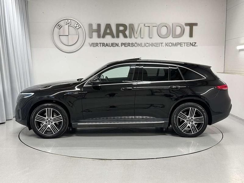 Gebraucht Mercedes EQC400 300 kW (408 PS) 2022 Schwarz SUV