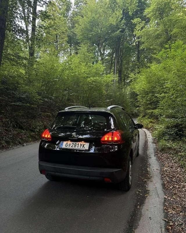 Gebraucht Peugeot 2008 Active 82 PS (60 kW) 2015 SUV