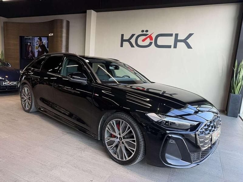 Gebraucht Audi A5 Ambiente 204 PS (150 kW) 2025 Schwarz Kombi