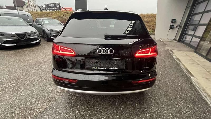 Gebraucht Audi Q5 Sport 190 PS (139 kW) 2018 Schwarz SUV