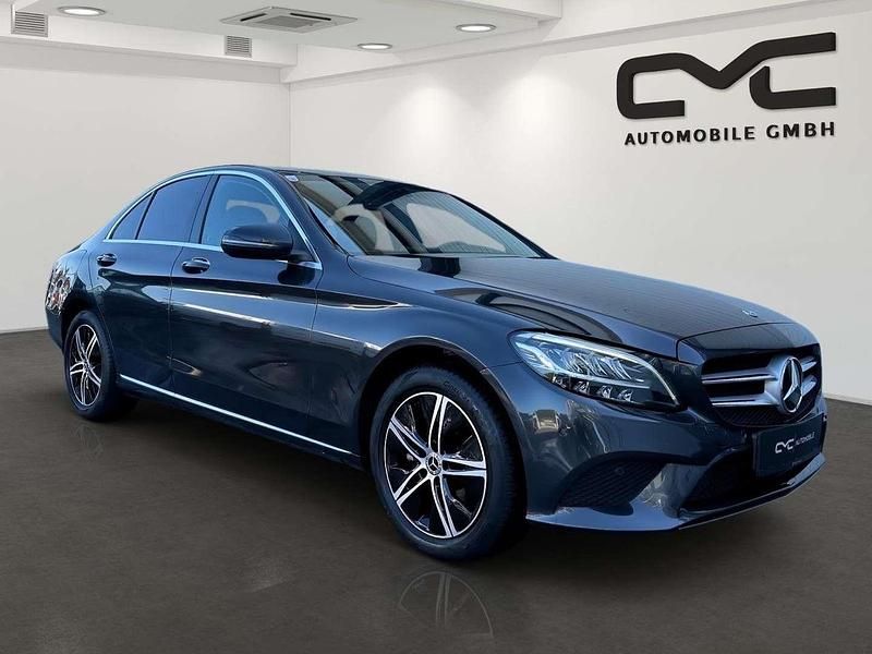 Gebraucht Mercedes C200 160 PS (117 kW) 2021 Grau Limousine