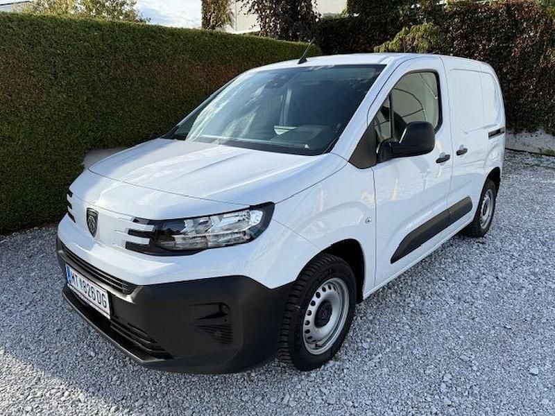 Gebraucht 2024 Peugeot Partner Premium Van / Kleinbus | € 19.390 (Fairer Preis) - Bild 1/4