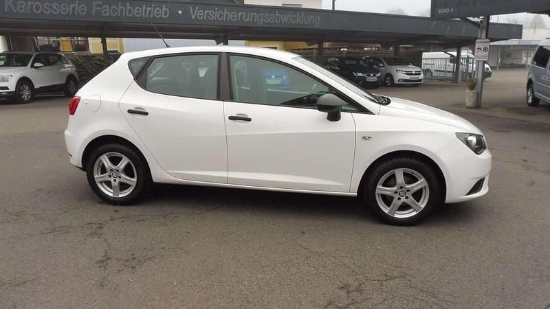 Gebraucht Seat Ibiza Reference 69 PS (50 kW) 2015 Weiß Kleinwagen
