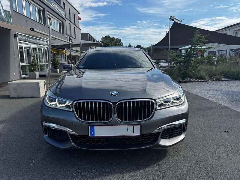 Gebraucht BMW 740L M Sport 320 PS (235 kW) 2016 Grau Limousine