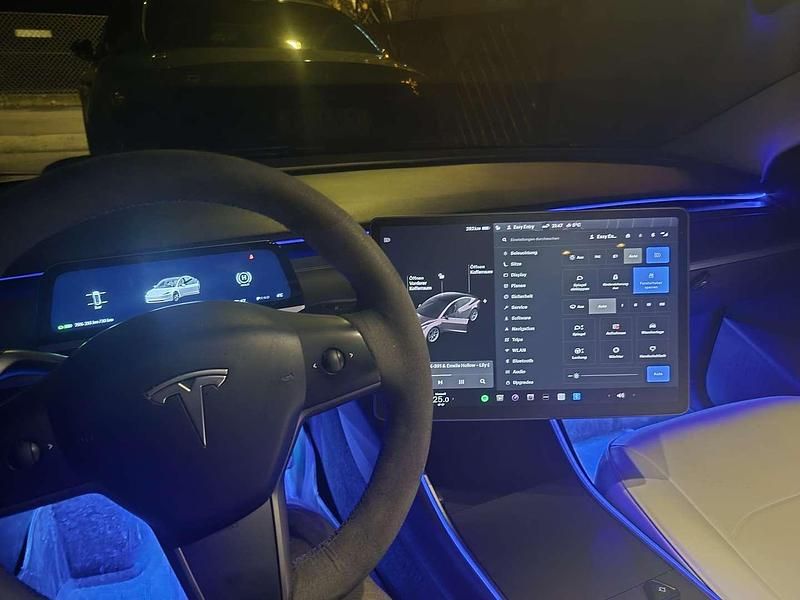 Gebraucht Tesla Model 3 Long Range AWD 152 kW (208 PS) 2019 Schwarz Limousine