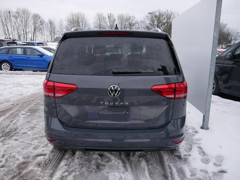 Neu VW Touran Comfortline 150 PS (110 kW) 2026 Van / Kleinbus
