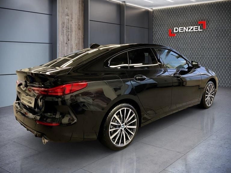 Gebraucht BMW 220 Sport Line 178 PS (130 kW) 2025 Saphirschwarz met. Coupé