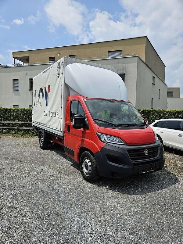 Rot Gebraucht 2021 Fiat Ducato Van | € 23.900 - Bild 1/4