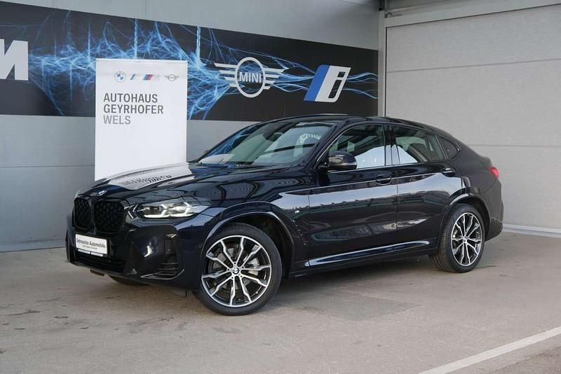 Schwarz Gebraucht 2022 BMW X4 Shadowline SUV | € 44.980 (Fairer Preis) - Bild 1/4