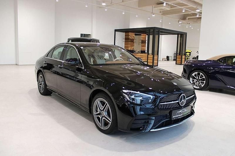 Gebraucht Mercedes E300 194 PS (142 kW) 2020 Schwarz Limousine