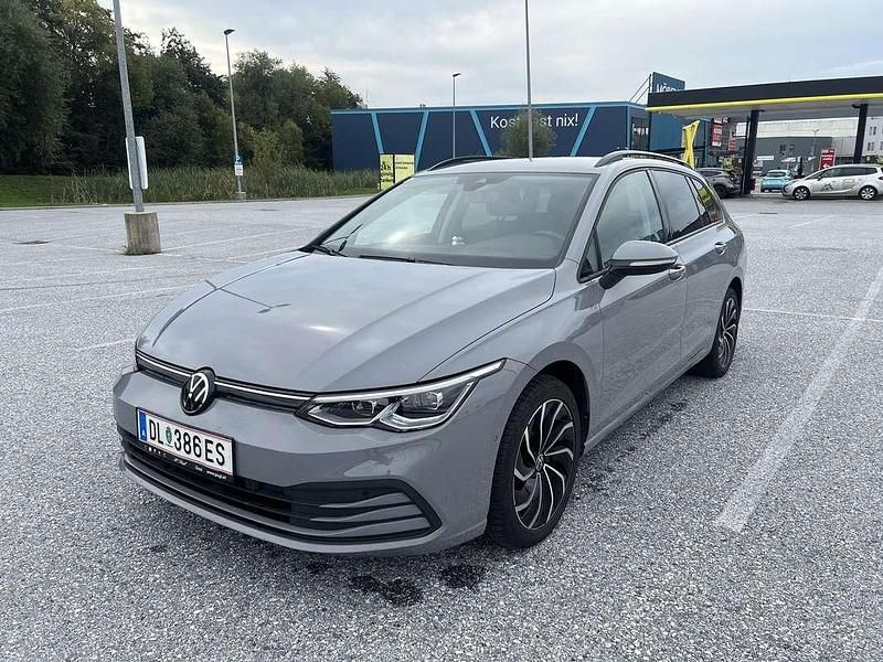 Gebraucht VW Golf VIII Life 116 PS (85 kW) 2023 Kombi