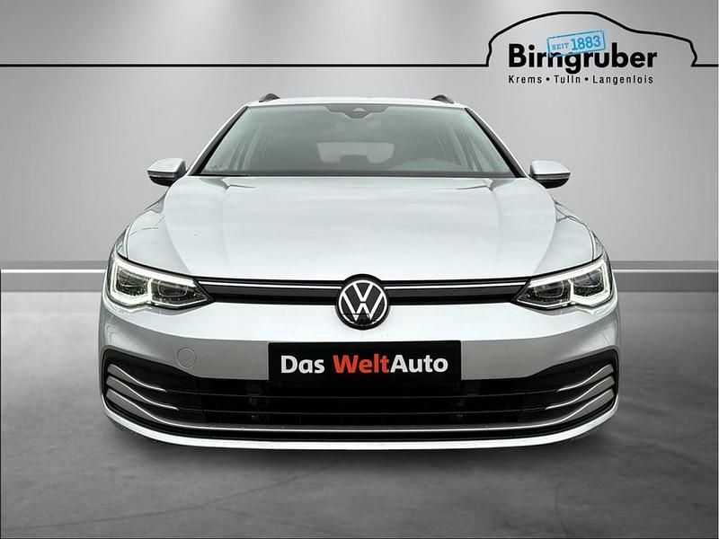 Gebraucht VW Golf VIII Life 150 PS (110 kW) 2022 Silber Kombi