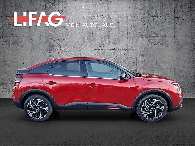 Gebraucht Citroën C4 Shine Edition 131 PS (96 kW) 2022 Rot Limousine