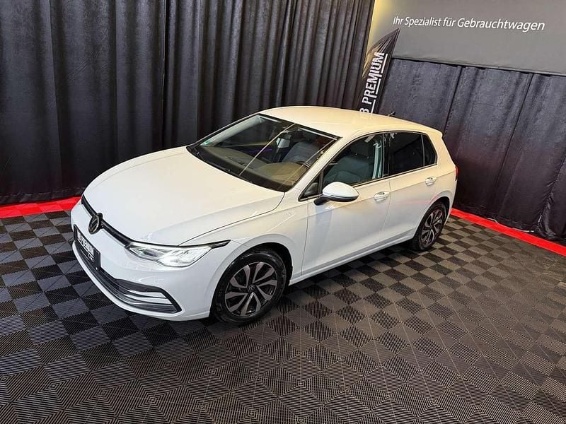 Gebraucht VW Golf VIII Active 116 PS (85 kW) 2021 Weiß Kleinwagen