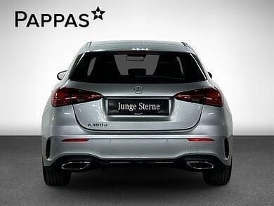 Gebraucht Mercedes A180 AMG line 116 PS (85 kW) 2024 Schwarz Limousine
