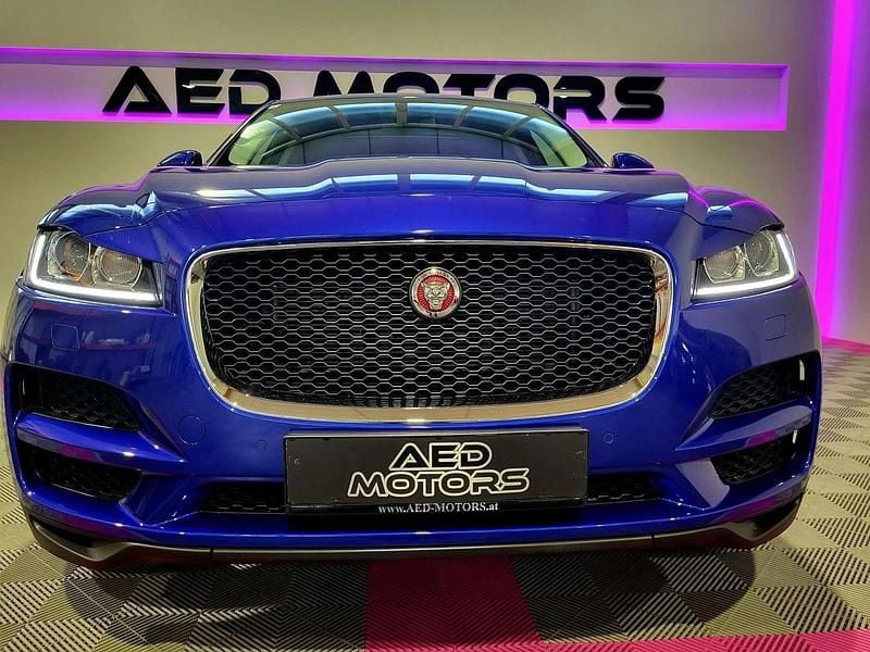 Gebraucht Jaguar F-Pace Pure 179 PS (131 kW) 2017 Blau SUV