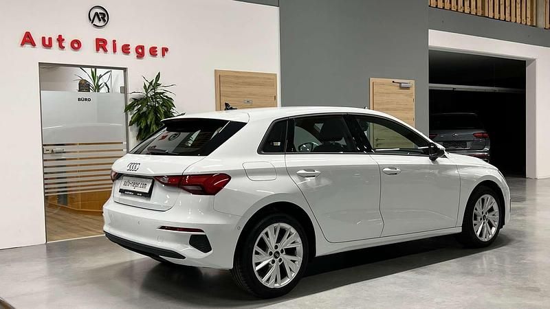 Gebraucht Audi A3 116 PS (85 kW) 2024 Weiß Kleinwagen