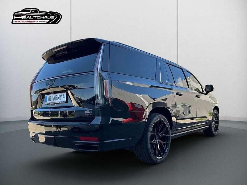 Gebraucht Cadillac Escalade 426 PS (313 kW) 2021 Schwarz SUV