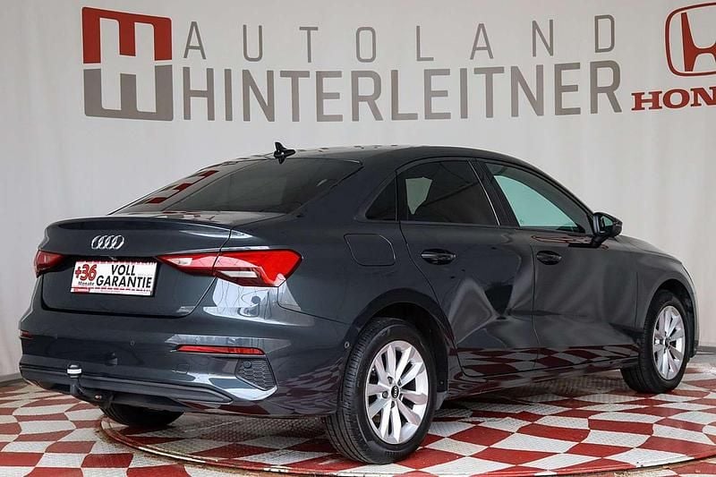 Gebraucht Audi A3 116 PS (85 kW) 2021 Grau Limousine